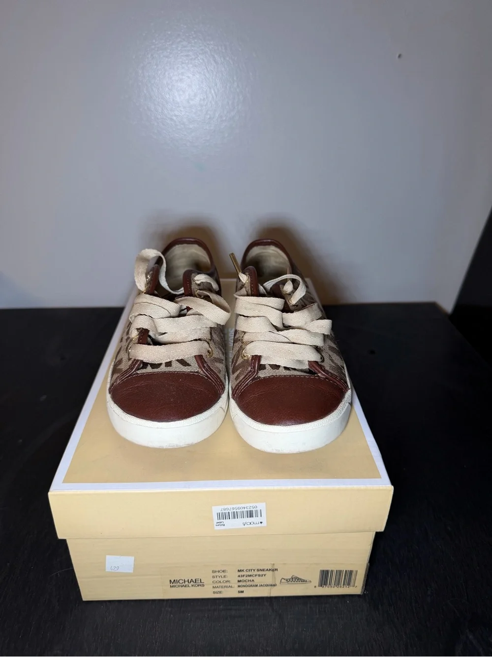 Michael Kors - MK City Sneakers